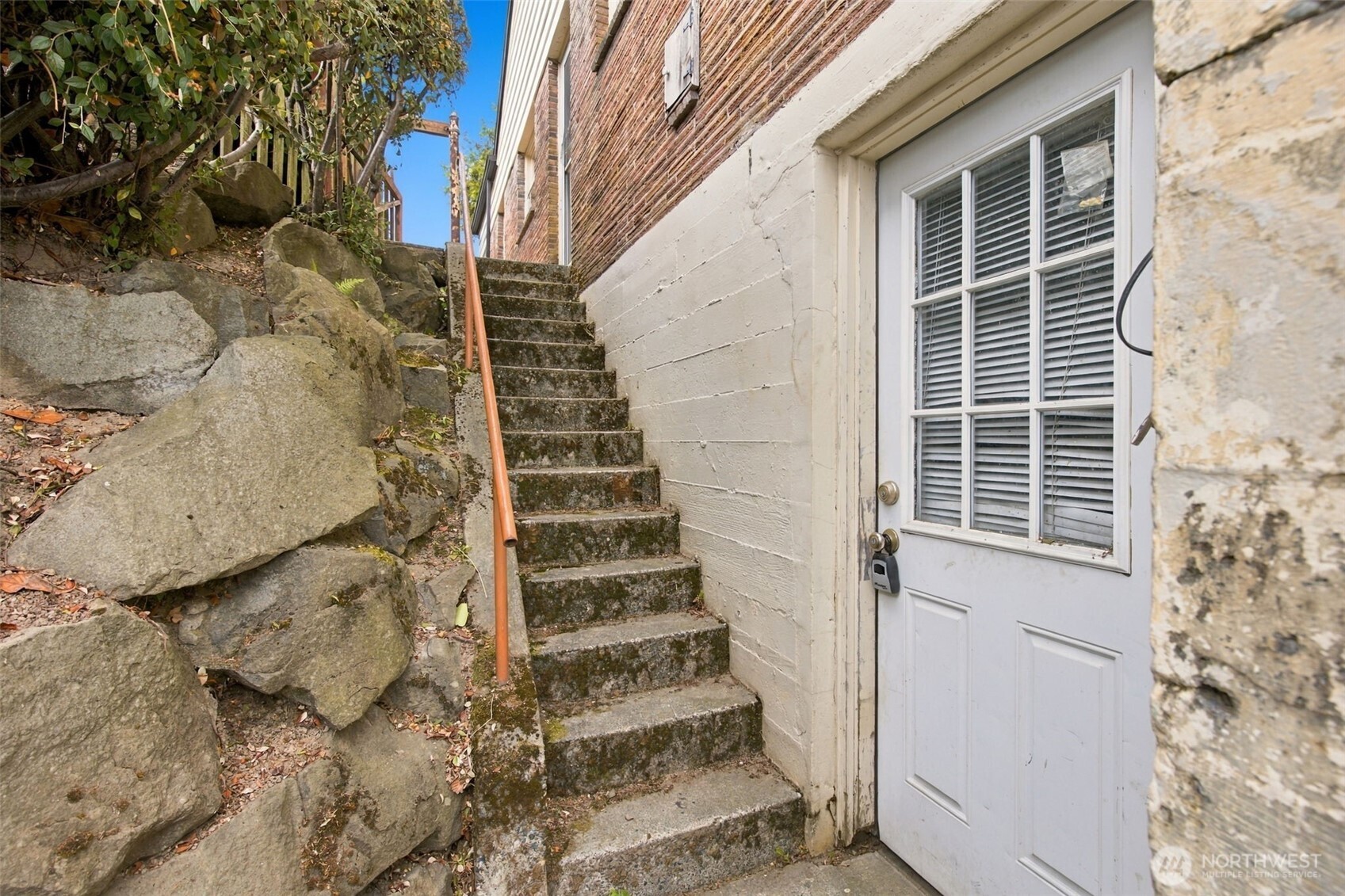 1317 California Avenue Property Photo 35