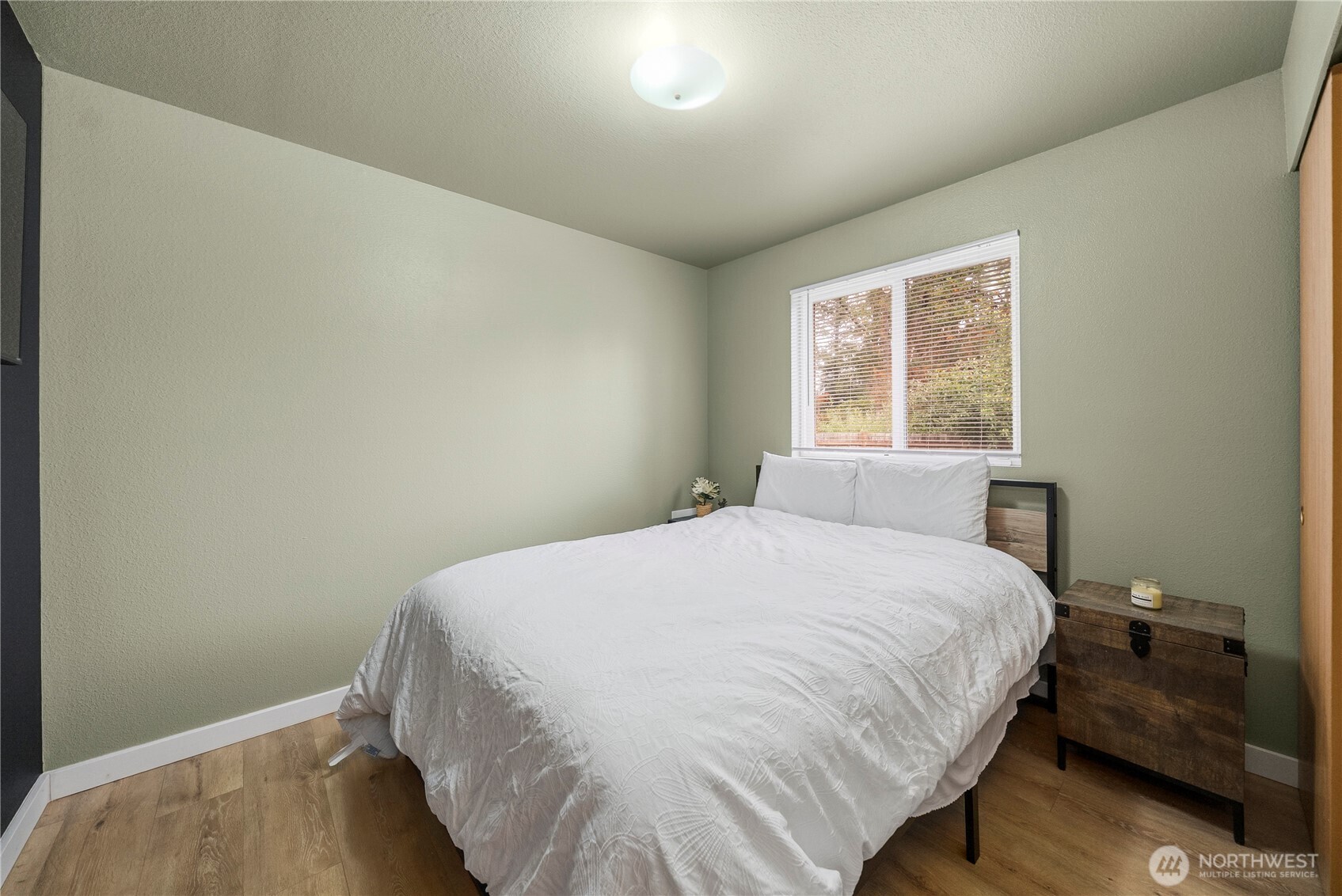 14301 1st Avenue Property Photo 18