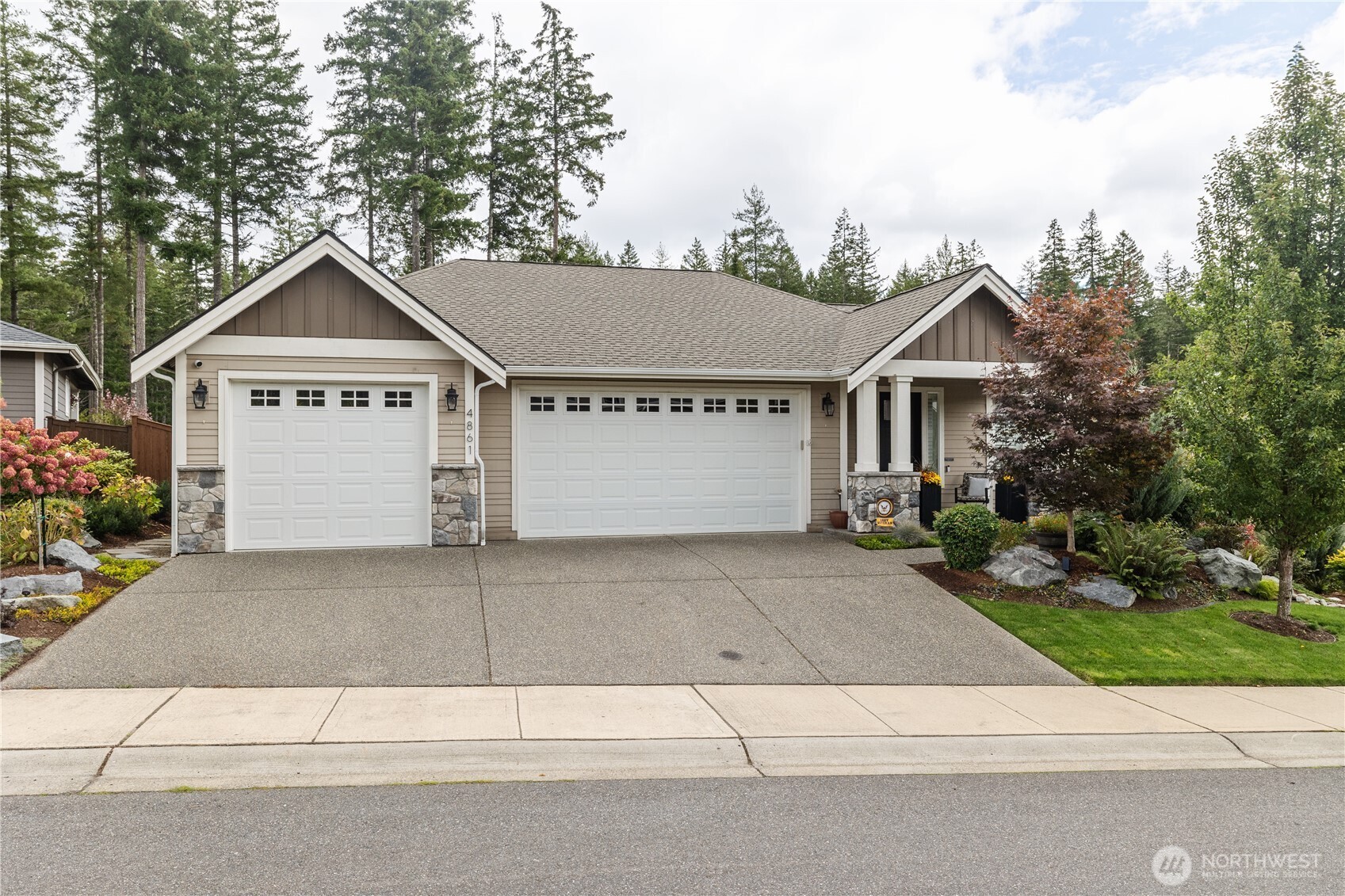 4861 Castleton Road Property Photo 1