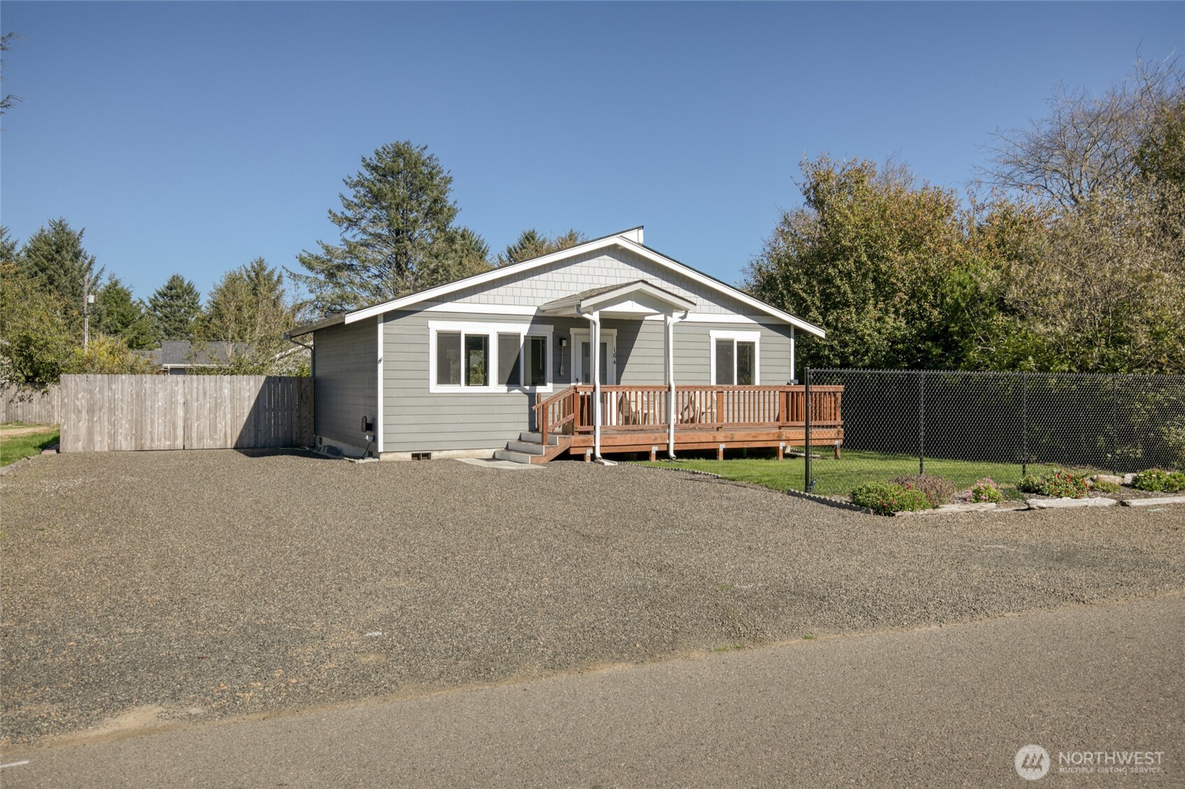 164 N Oar Loop Property Photo 1