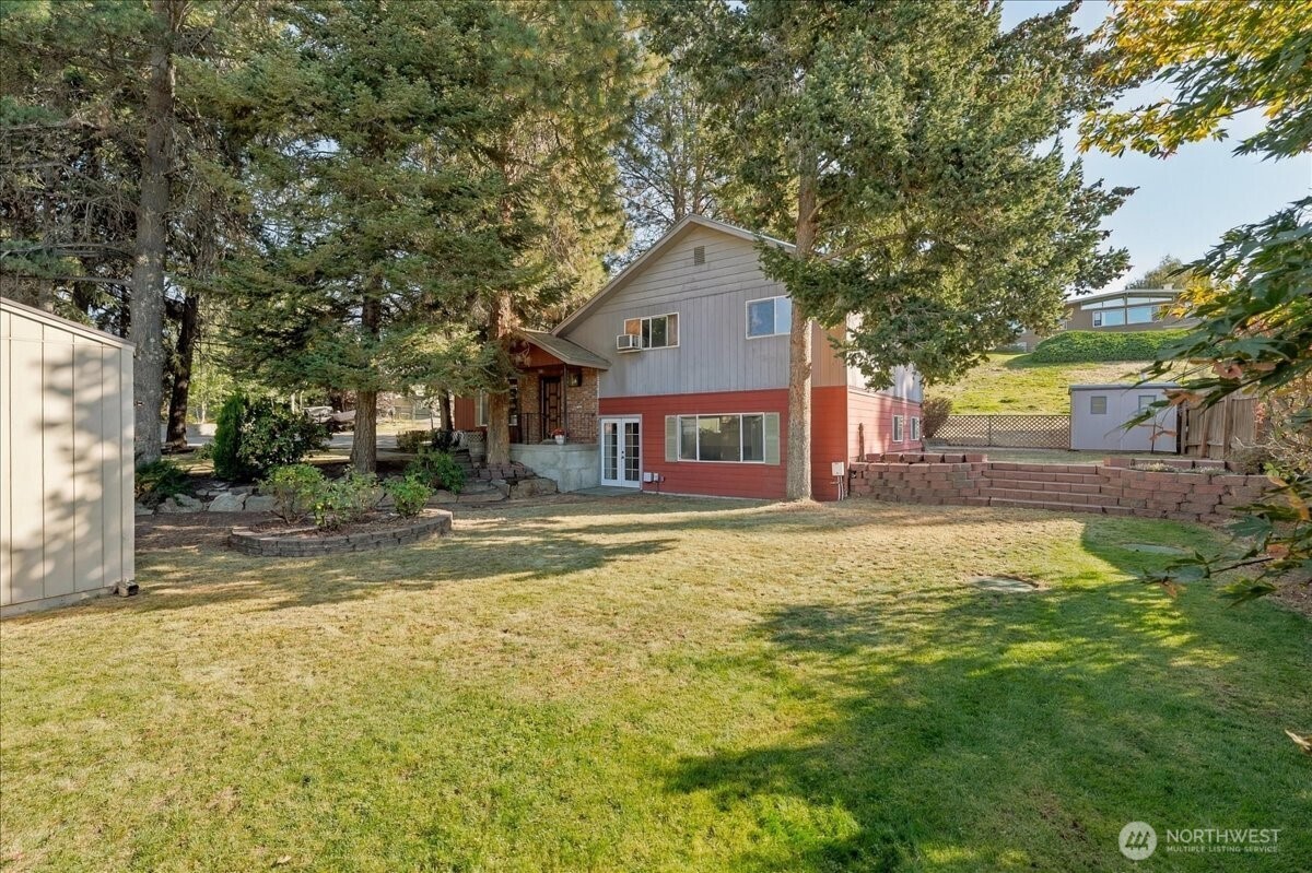 140 Robin Place Property Photo 1