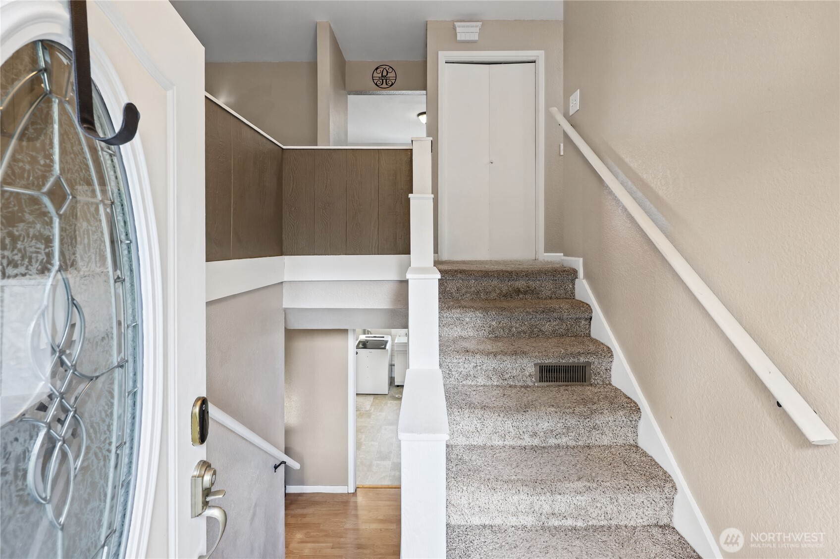 2072 Sidney Avenue Property Photo 11