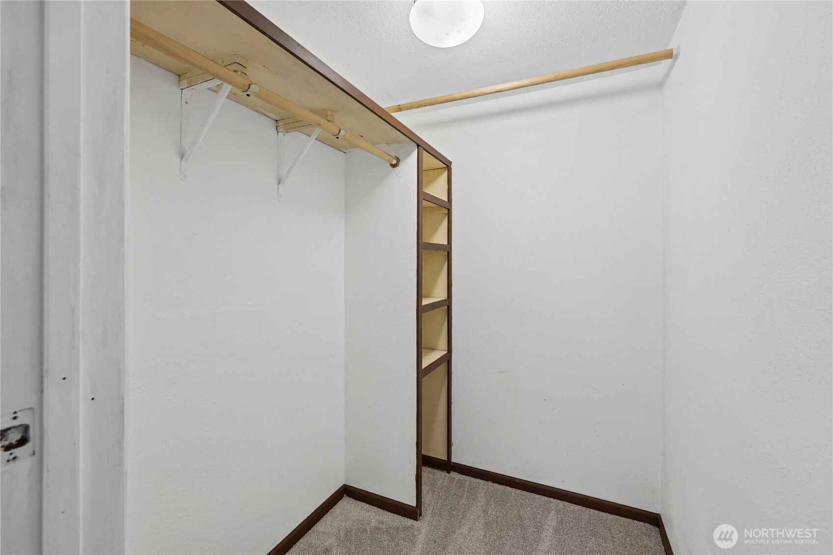 2072 Sidney Avenue Property Photo 23