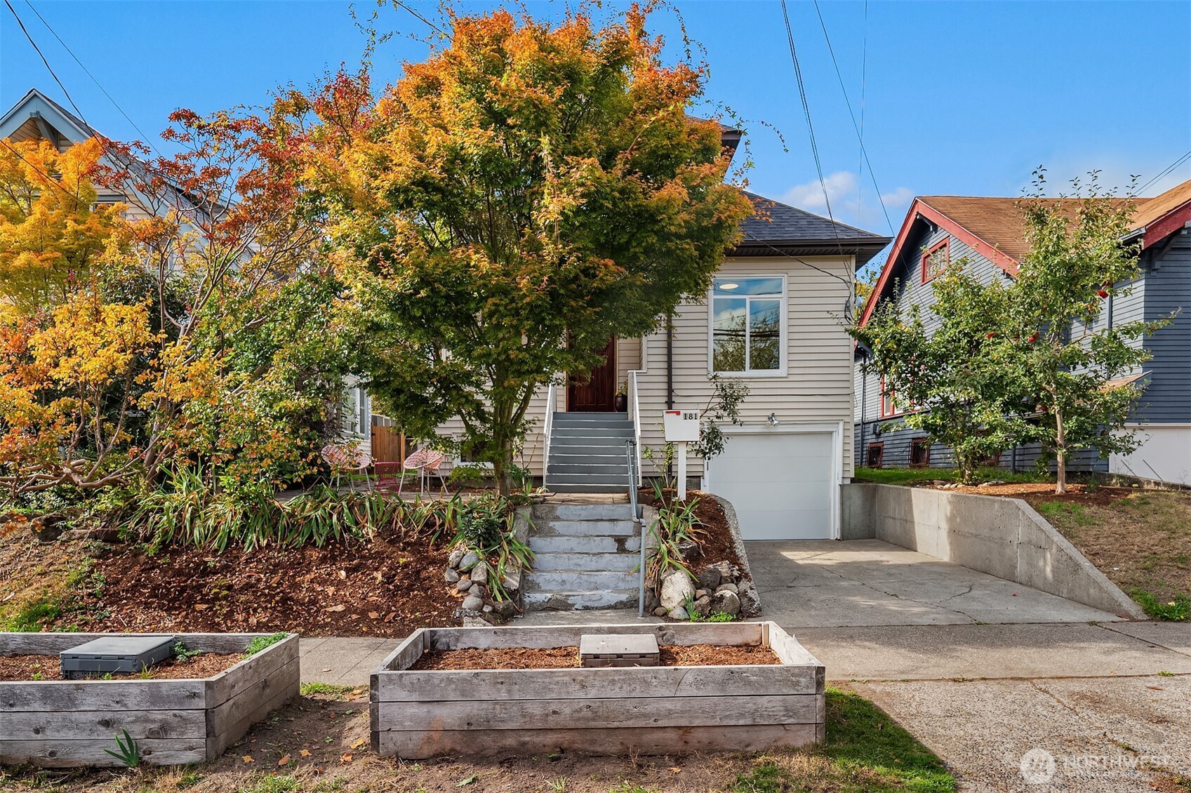 181 26th Avenue Property Photo 3