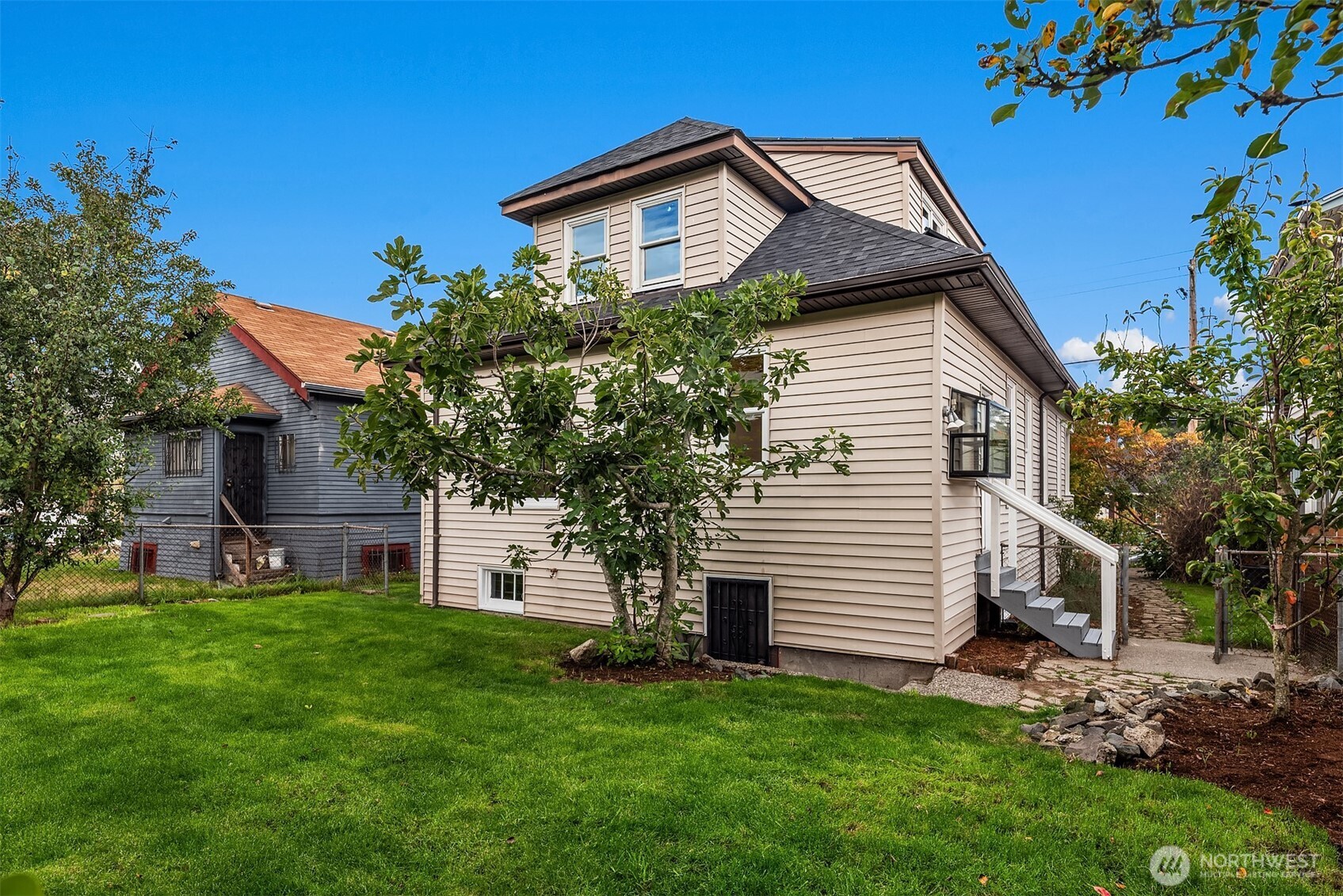 181 26th Avenue Property Photo 33