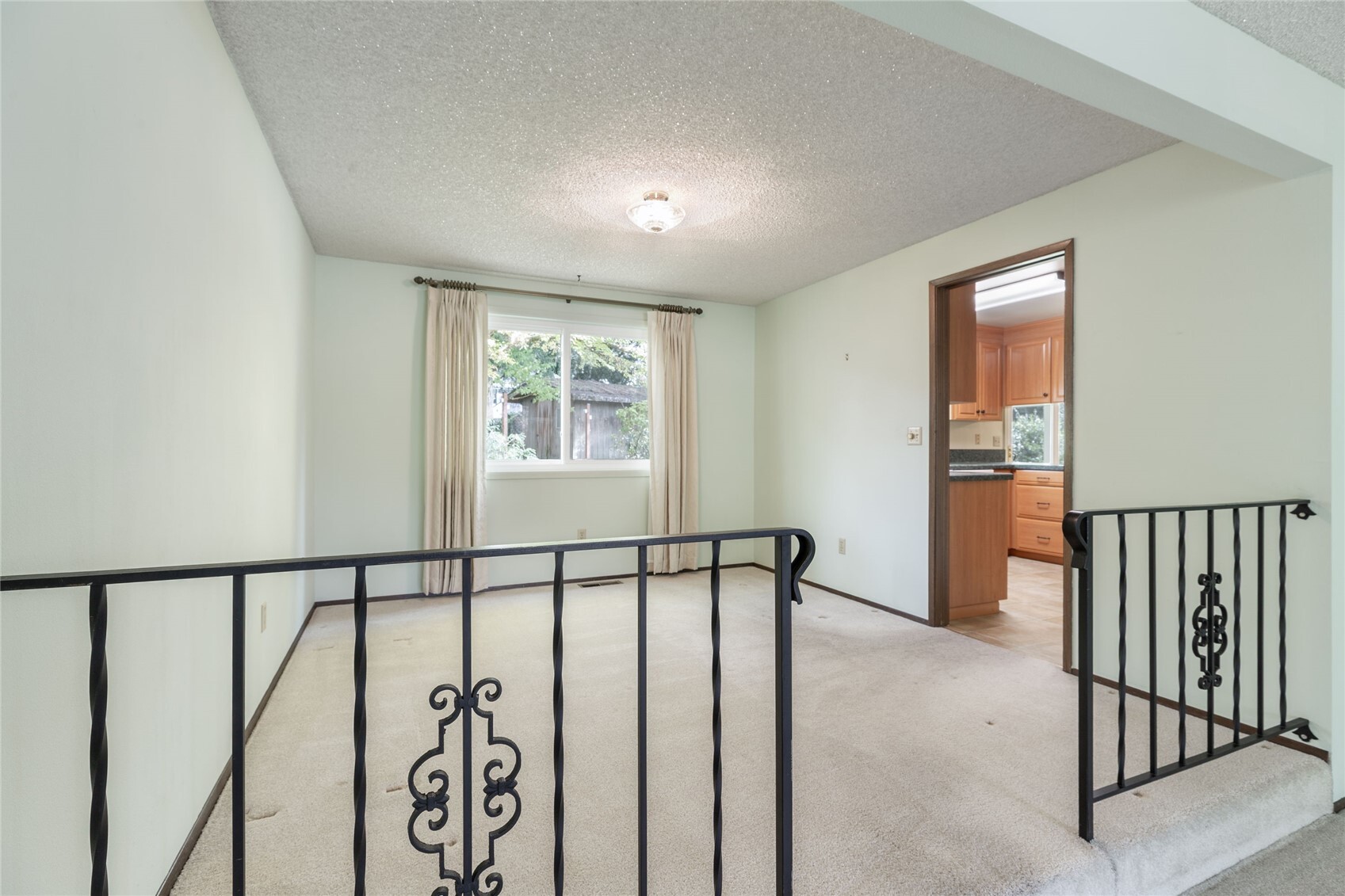 16321 Ne 98th Street Property Photo 7