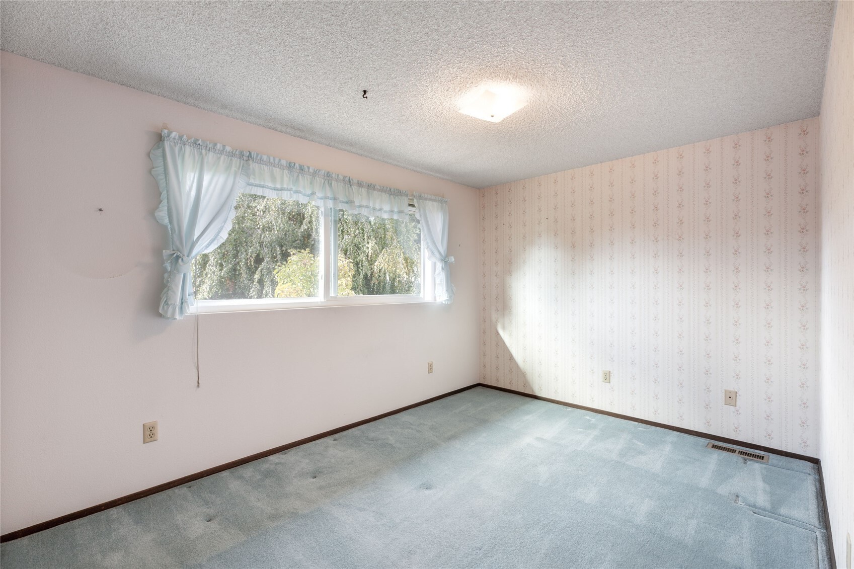 16321 Ne 98th Street Property Photo 30