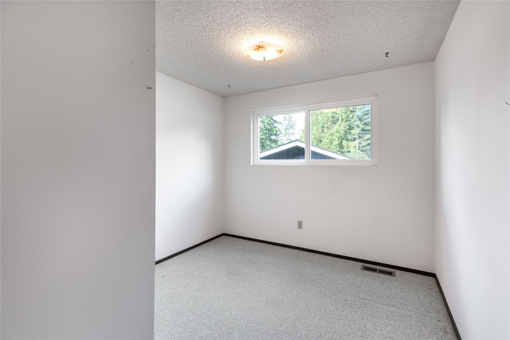 16321 Ne 98th Street Property Photo 33