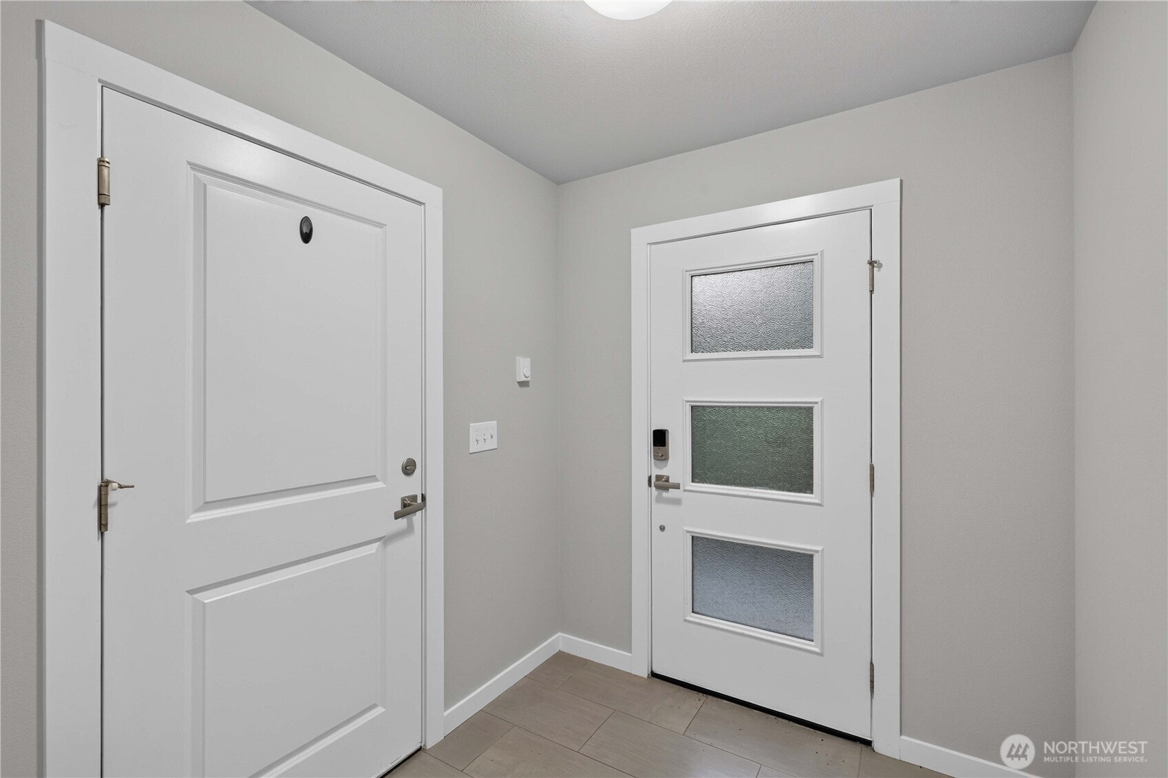 12909 20th Drive A Property Photo 2