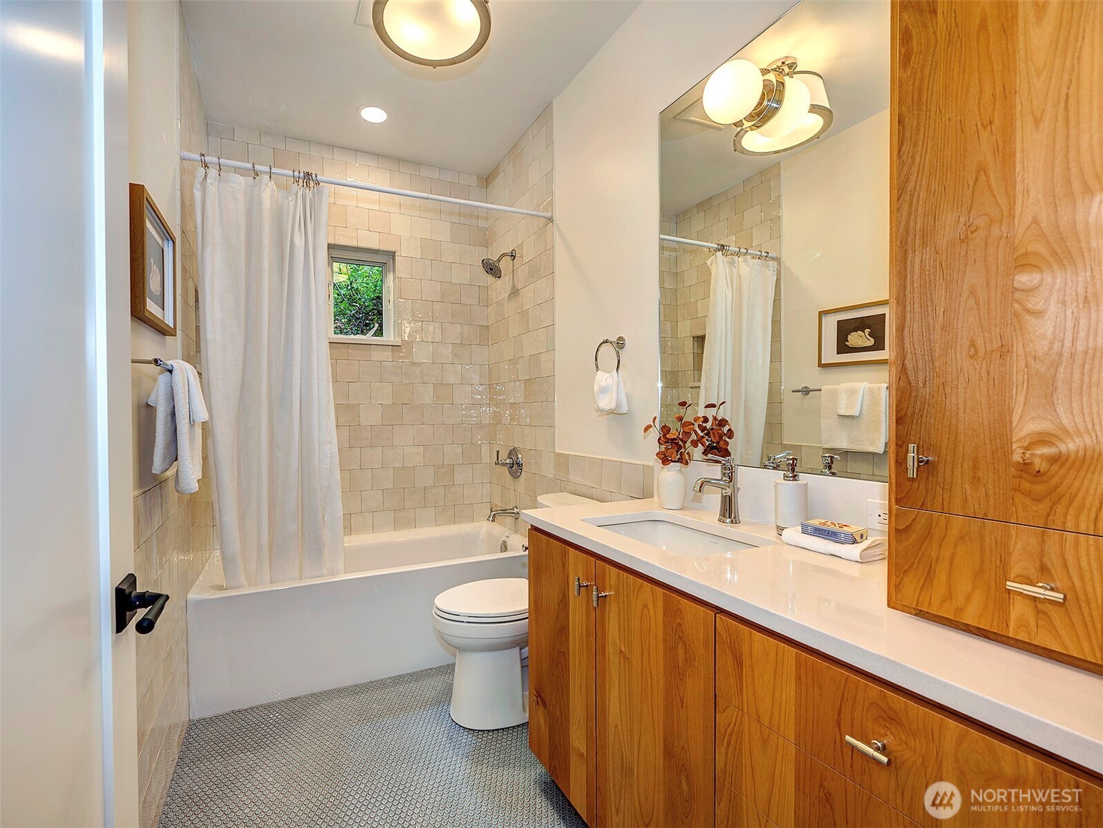 4416 6th Avenue Property Photo 8