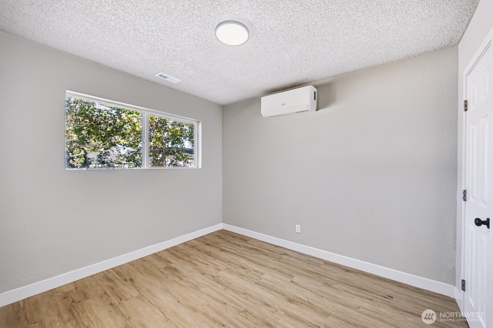 710 S Hawthorne Drive Property Photo 11