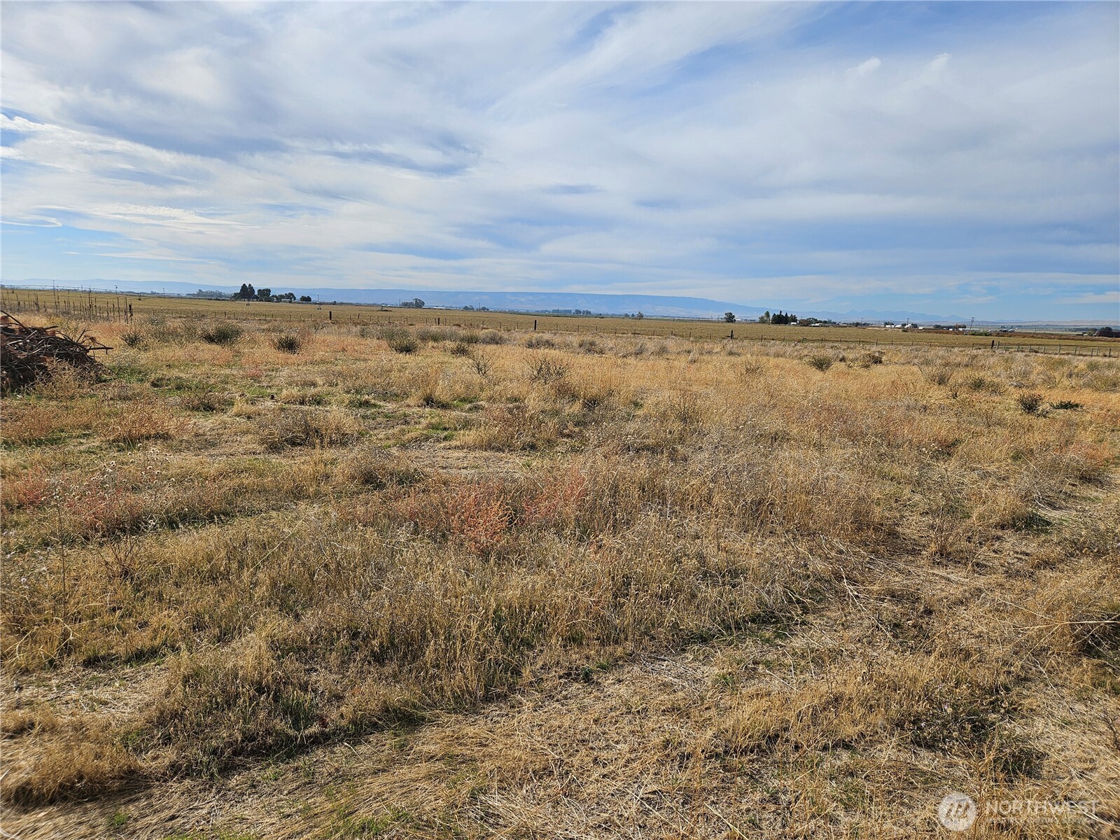 9342 J.4 Road Property Photo 15