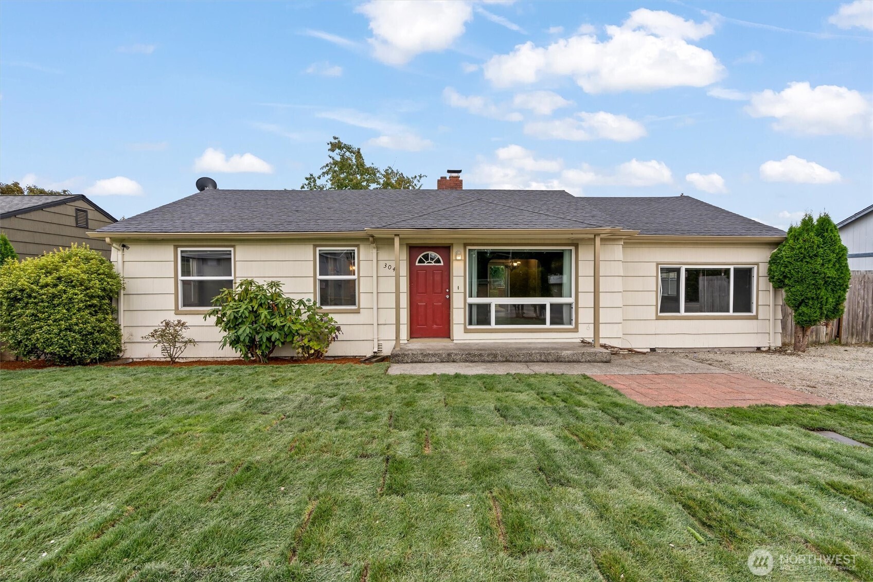 304 125th Street Property Photo 1