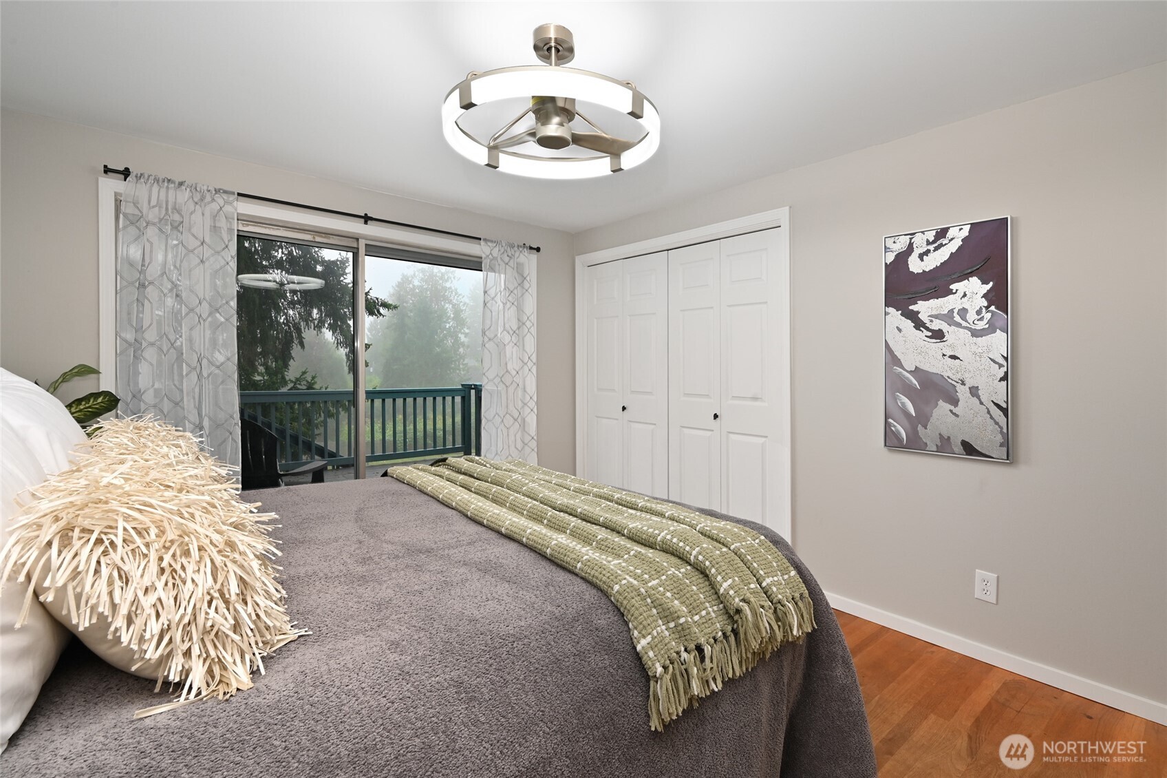 1135 S 204th Street Property Photo 15