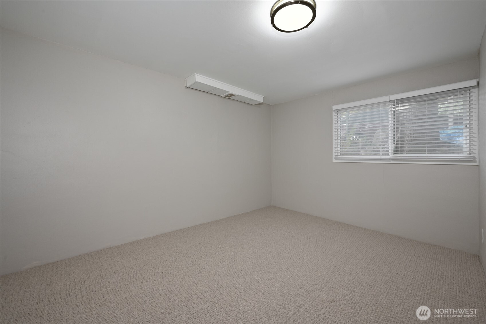 1135 S 204th Street Property Photo 29
