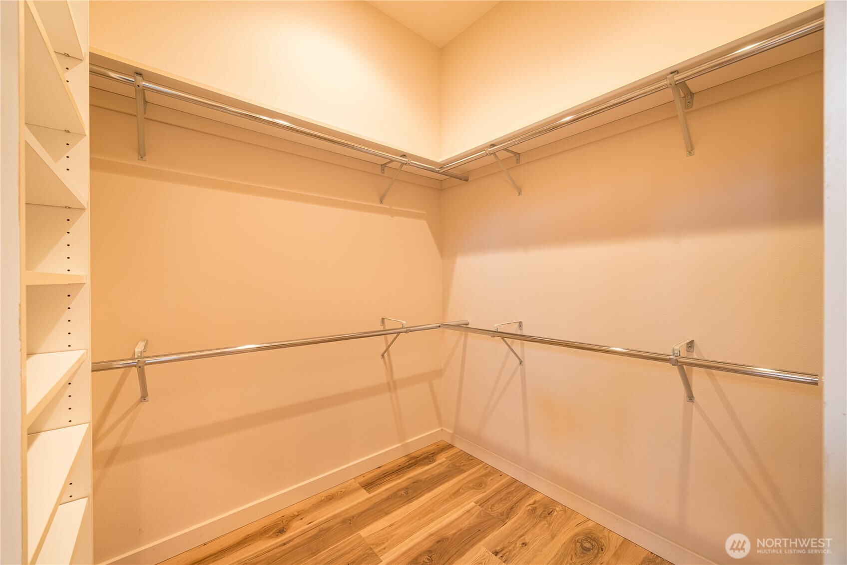 242 Forest Haven Drive Property Photo 26