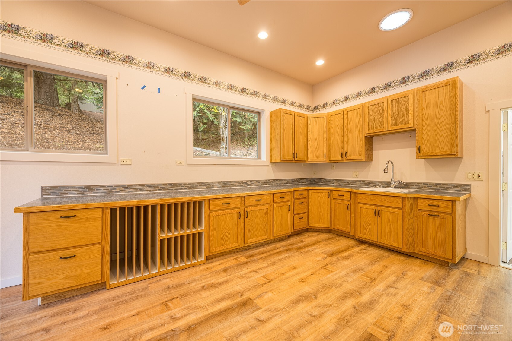 242 Forest Haven Drive Property Photo 37