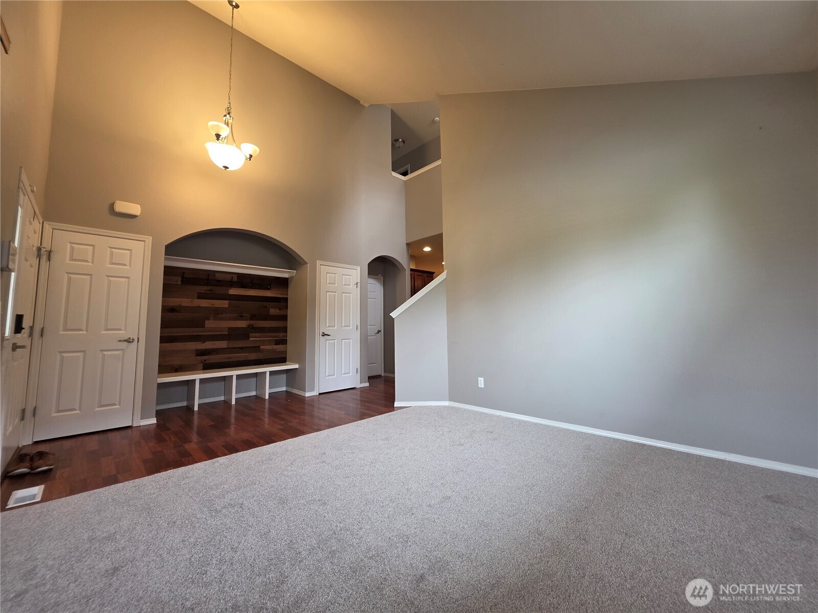 18305 102nd Street Ct Property Photo 4