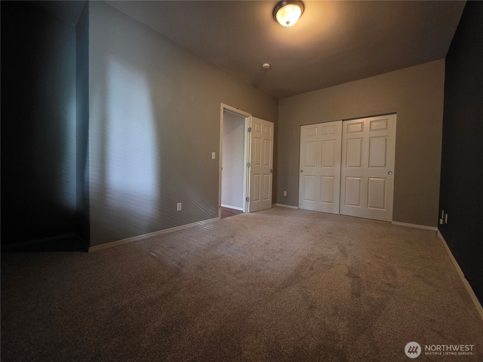 18305 102nd Street Ct Property Photo 9