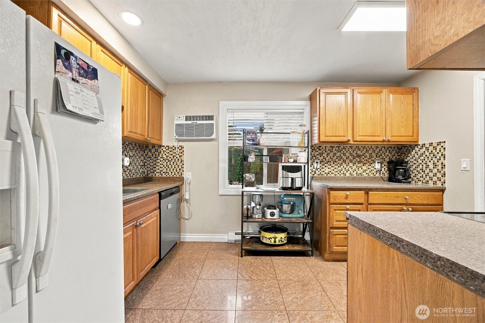 2101 W Kennewick Avenue Property Photo 7