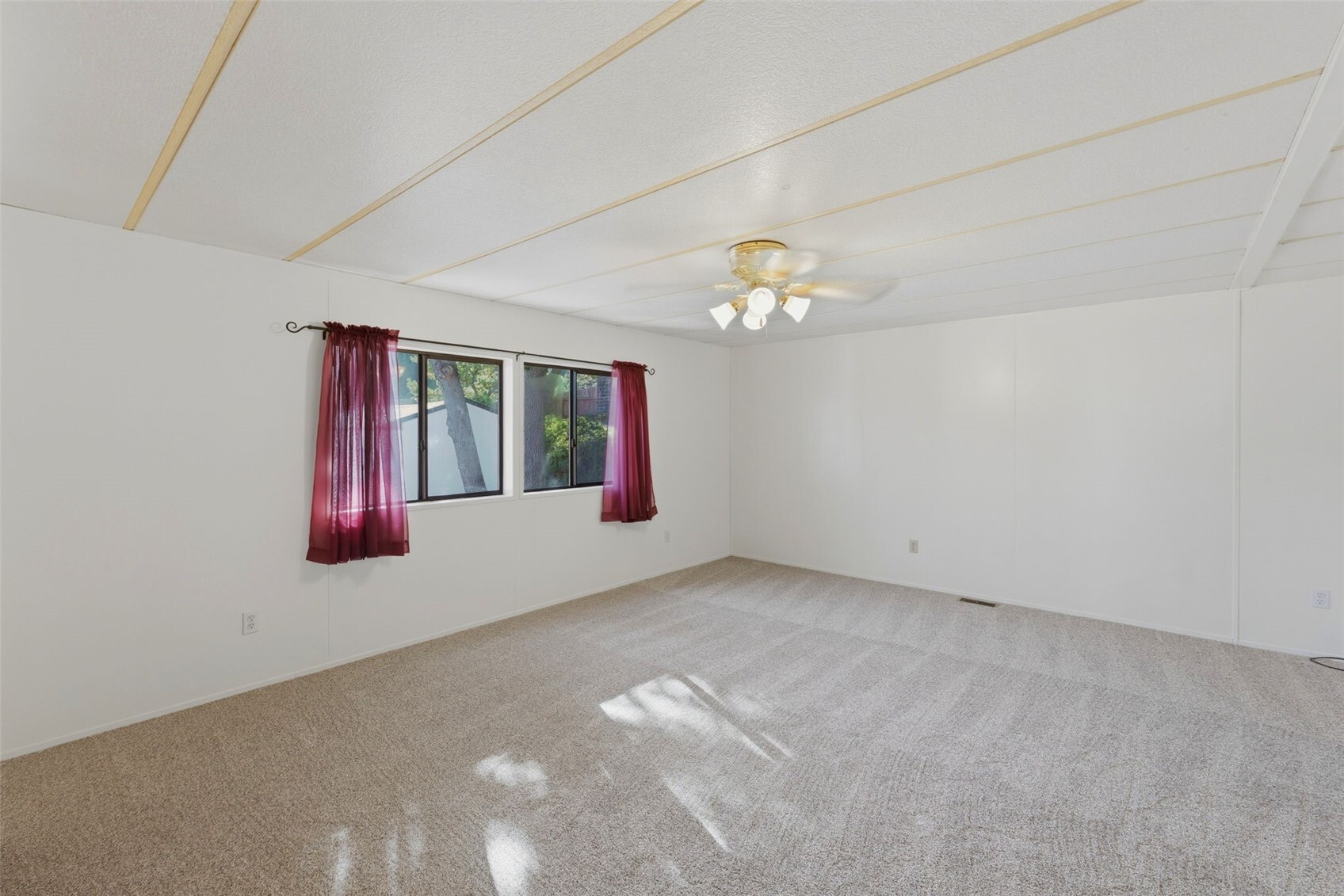 6875 Capricorn Lane 2 Property Photo 9