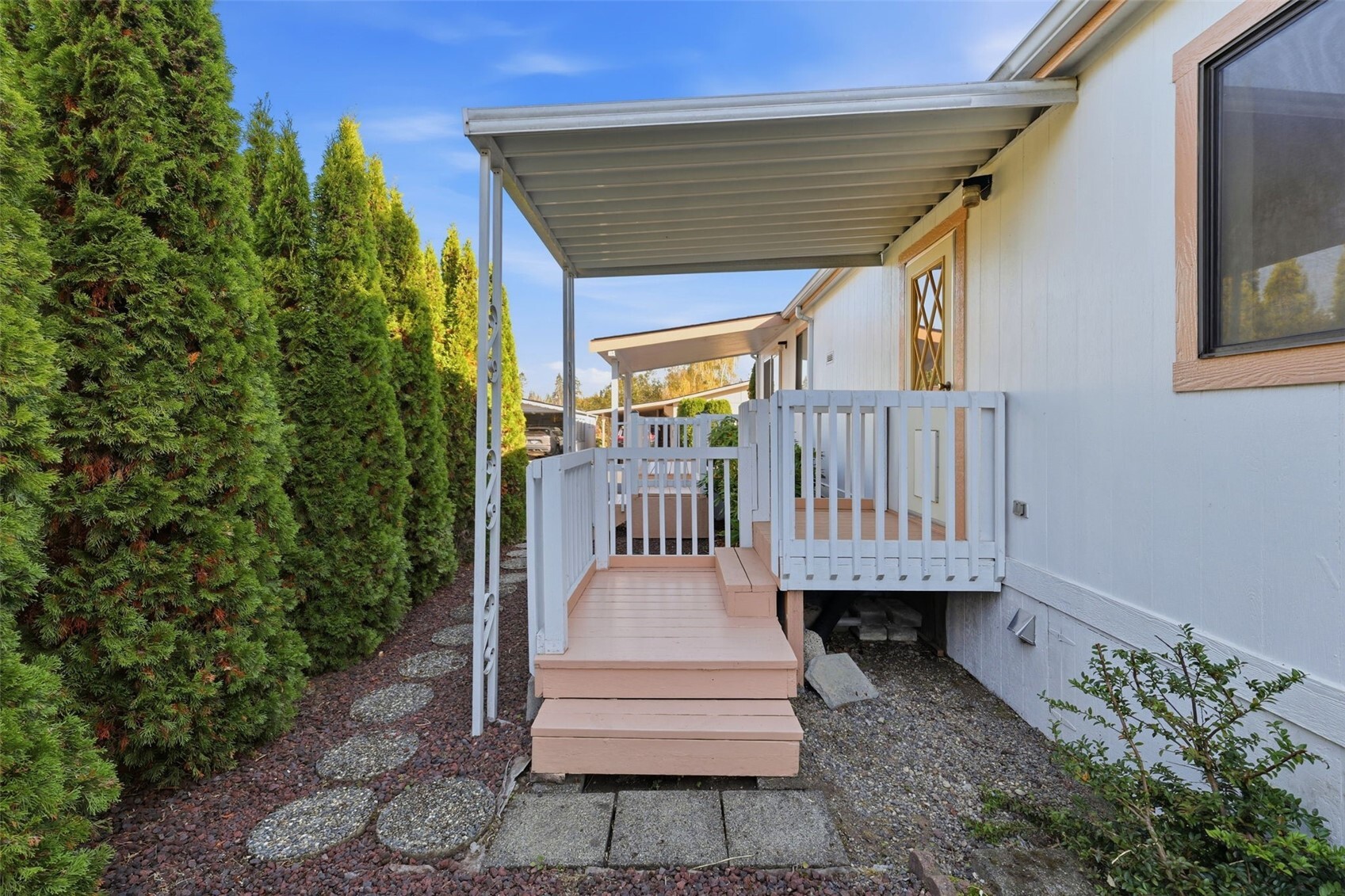 6875 Capricorn Lane 2 Property Photo 20