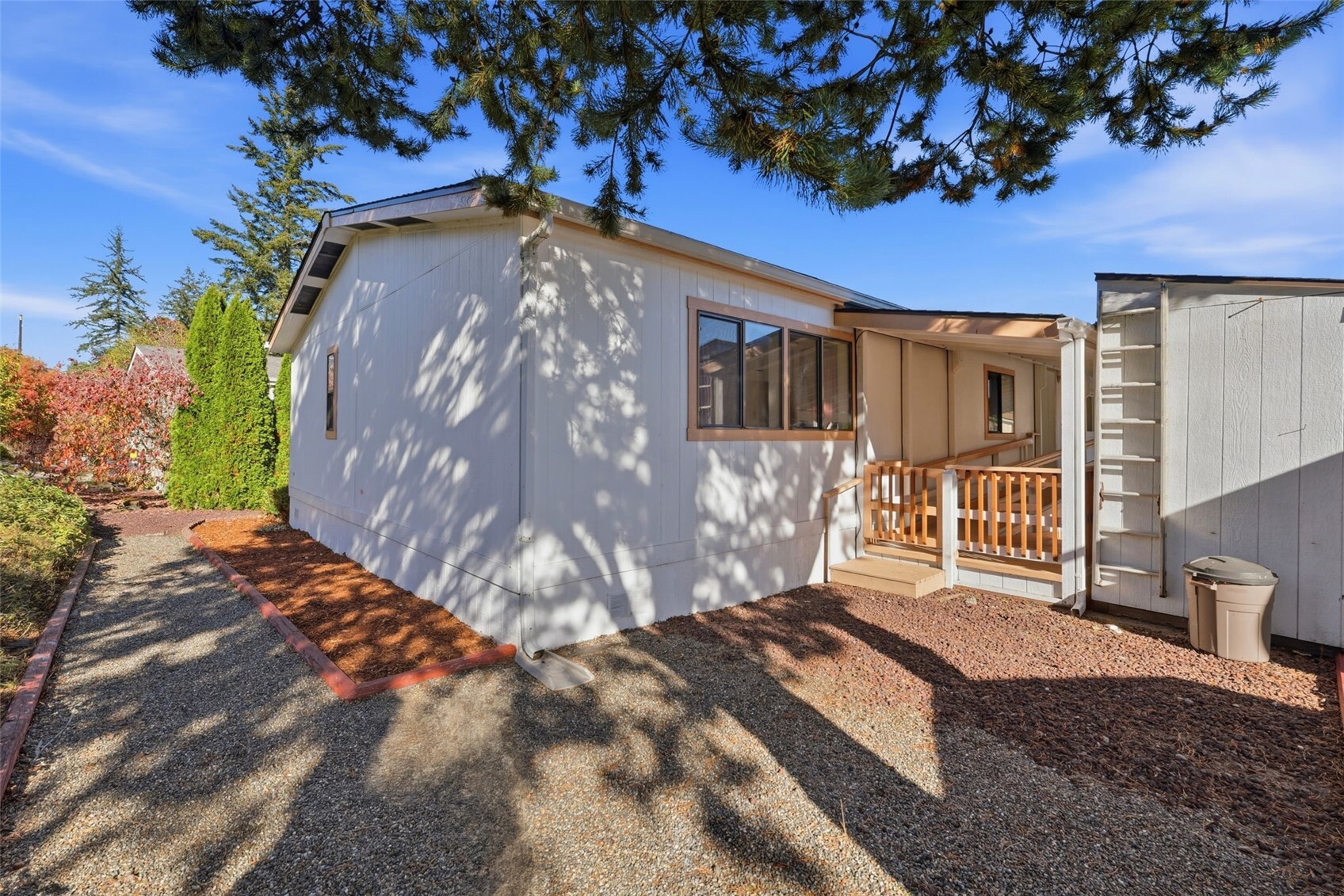 6875 Capricorn Lane 2 Property Photo 22