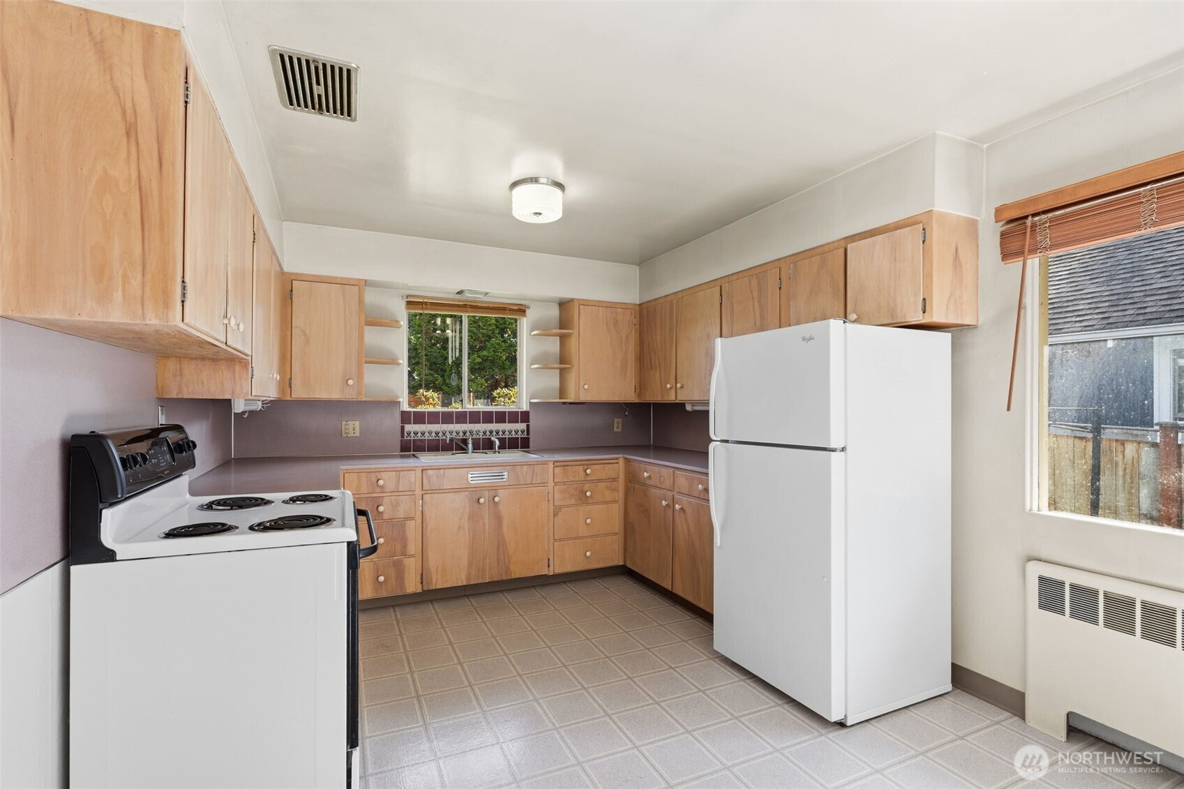 1321 Puget Street Property Photo 11