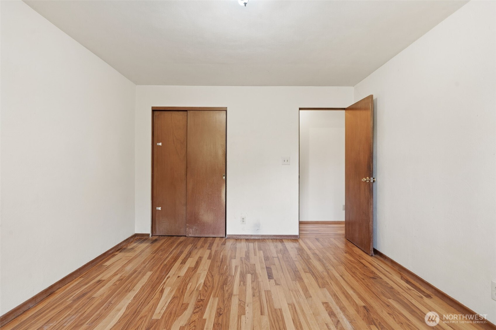 1321 Puget Street Property Photo 14