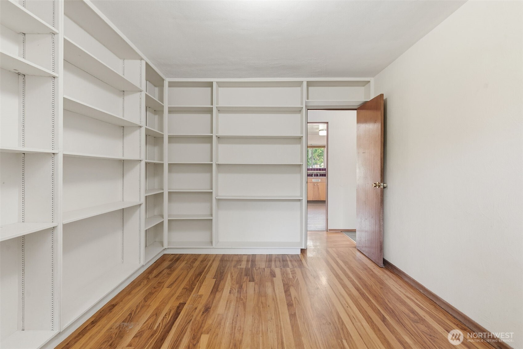 1321 Puget Street Property Photo 18