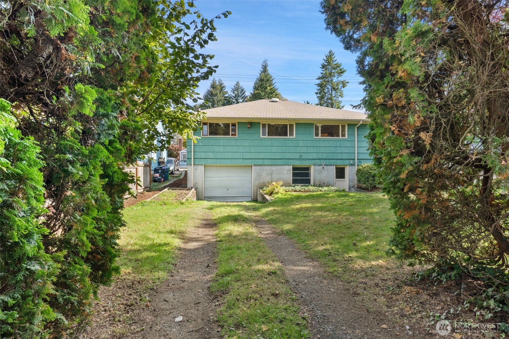 1321 Puget Street Property Photo 39