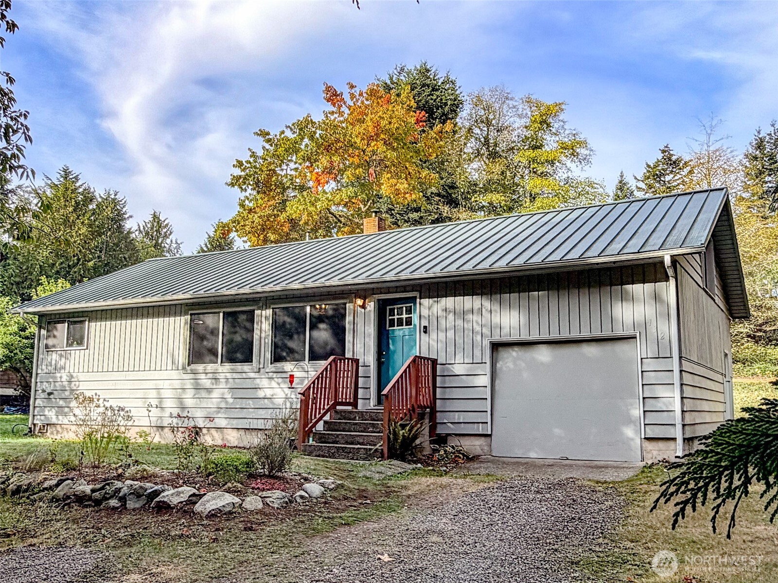 1321 E Marrowstone Road Property Photo 1