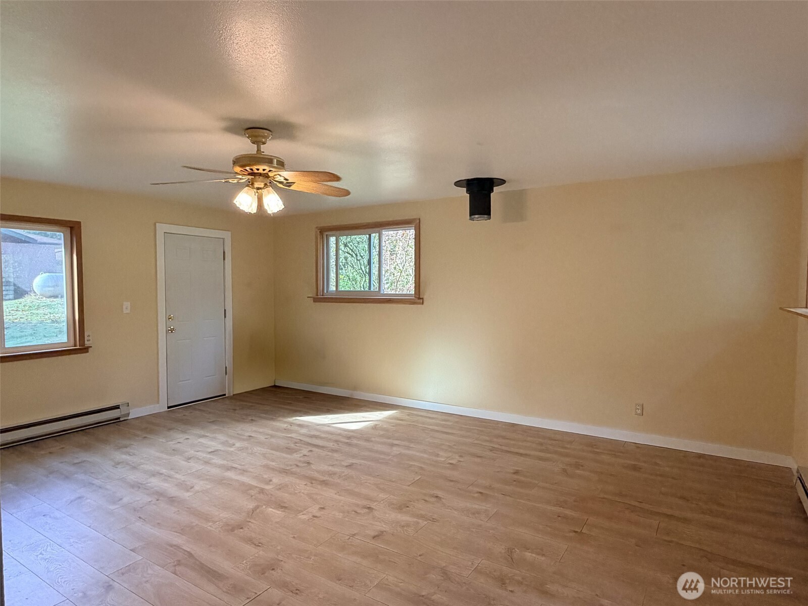 1321 E Marrowstone Road Property Photo 19