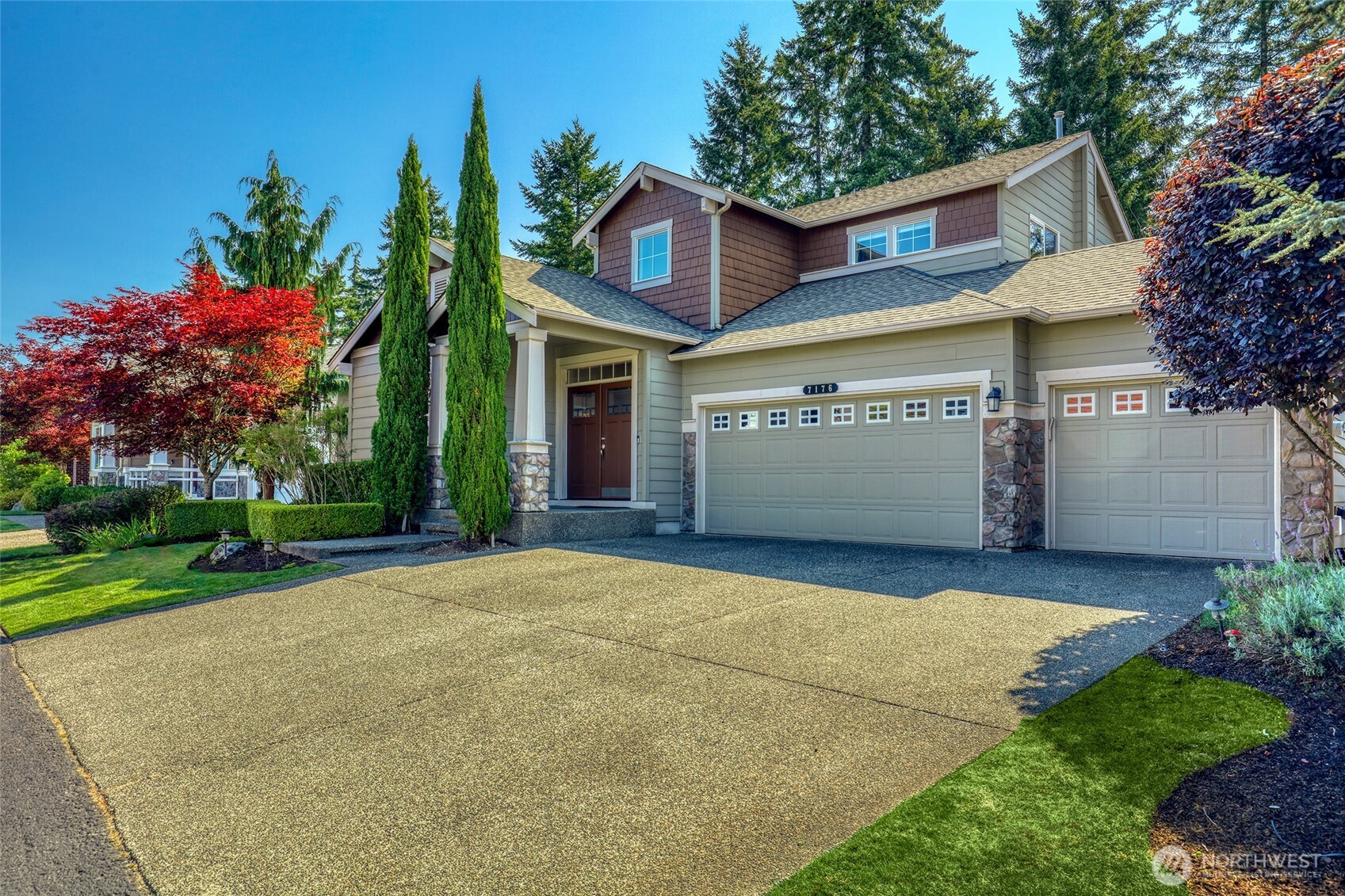 7176 Tobermory Circle Property Photo 3