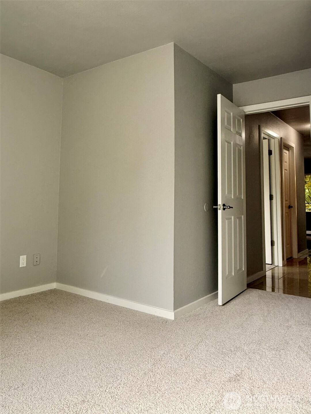 3233 Ne 12th Street 215 Property Photo 11