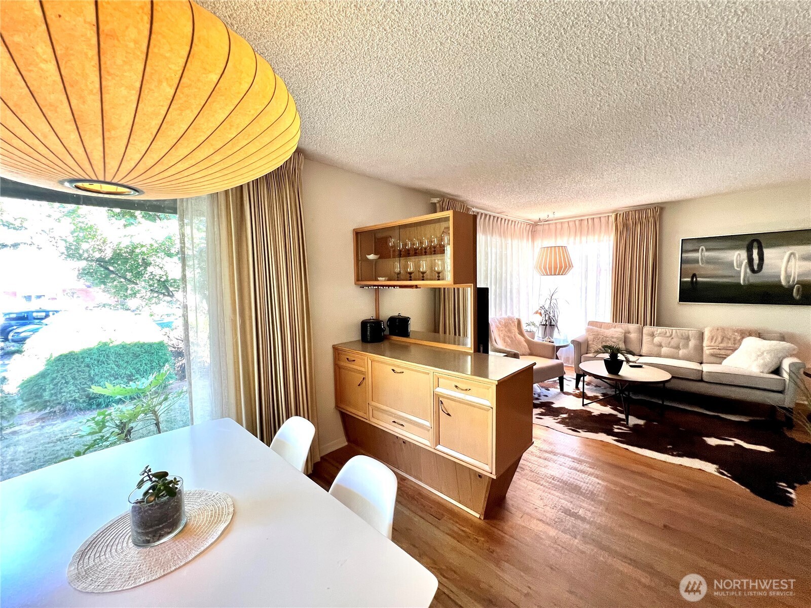 7767 Beacon Avenue Property Photo 6