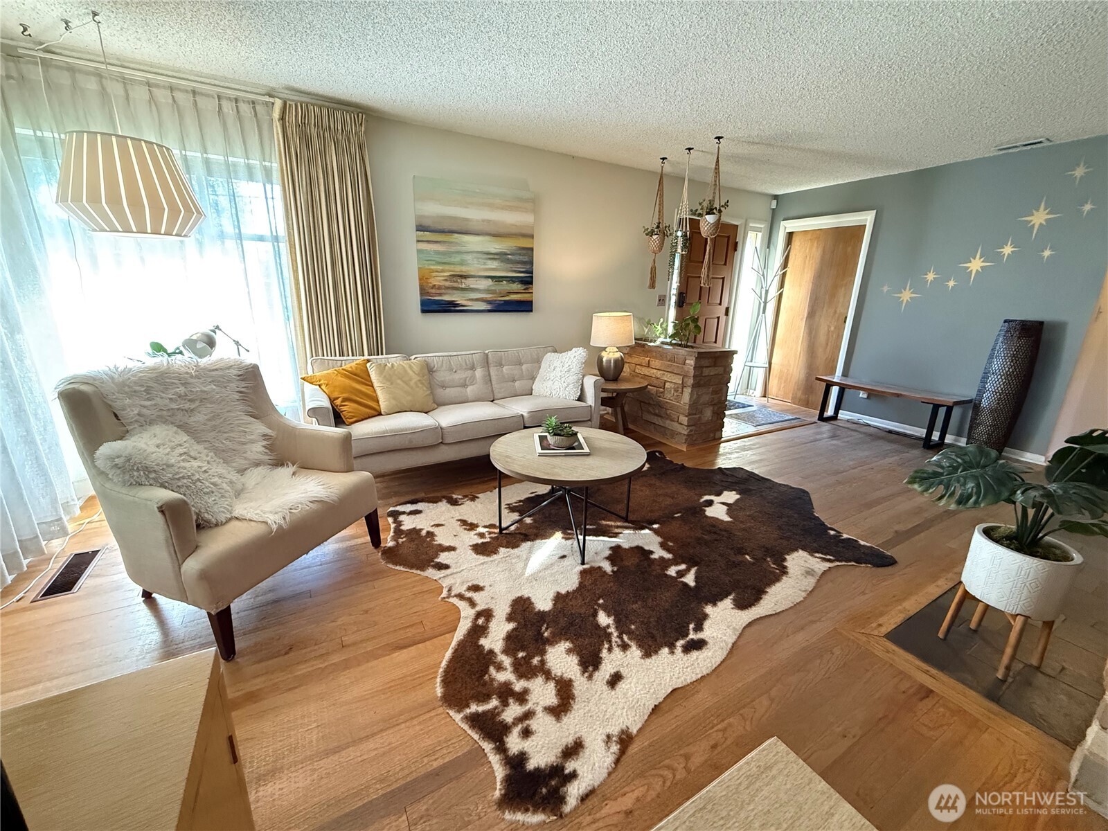 7767 Beacon Avenue Property Photo 9