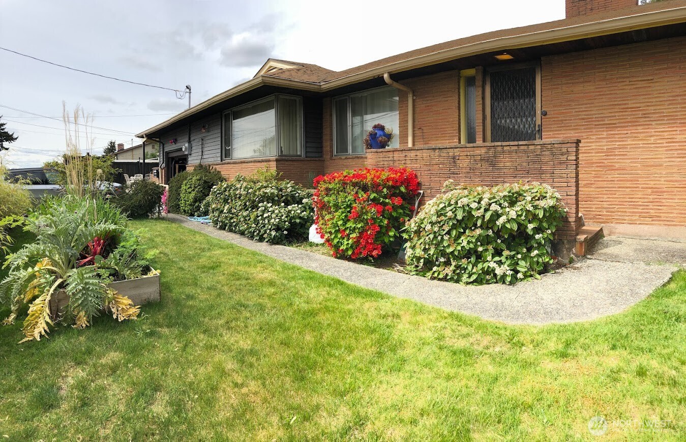 7767 Beacon Avenue Property Photo 21