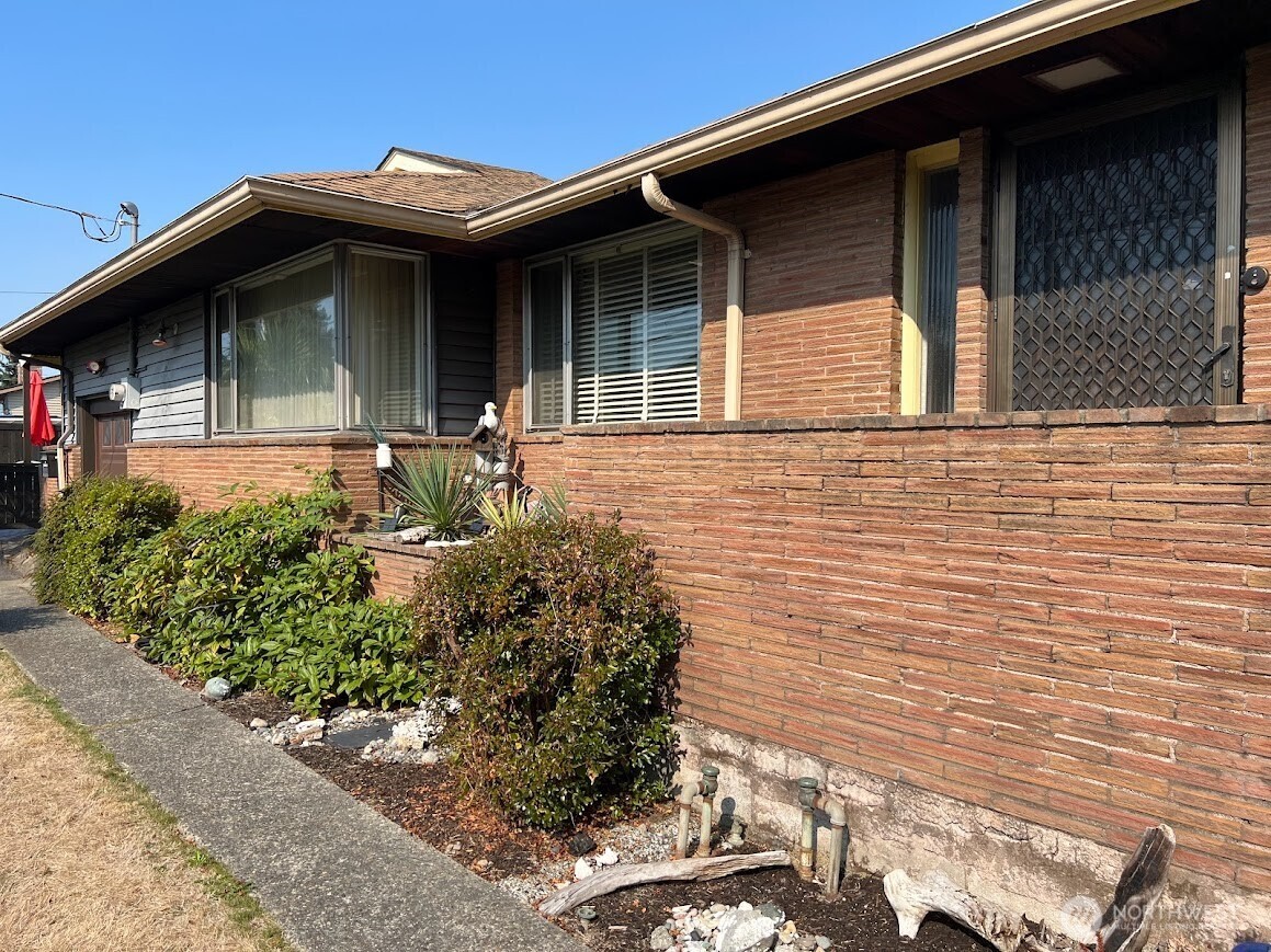 7767 Beacon Avenue Property Photo 39