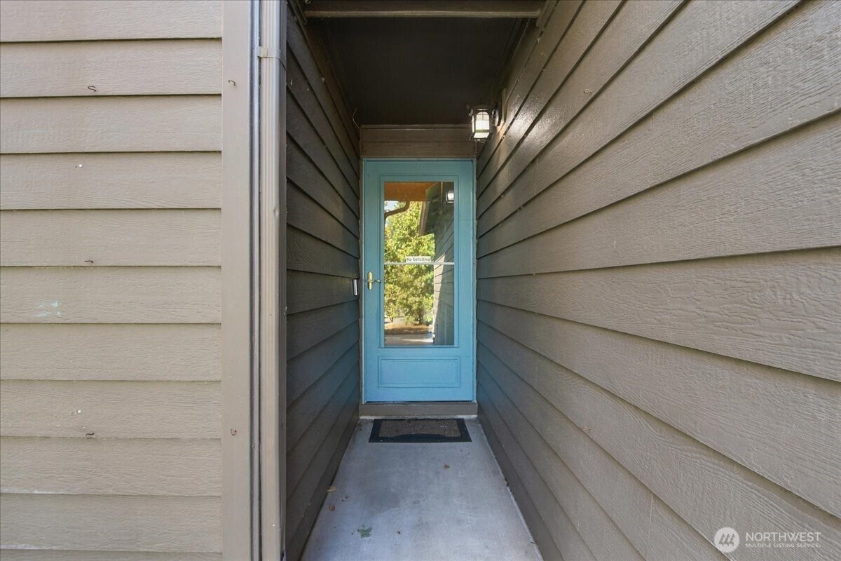 17103 Se 18th Street Property Photo 3