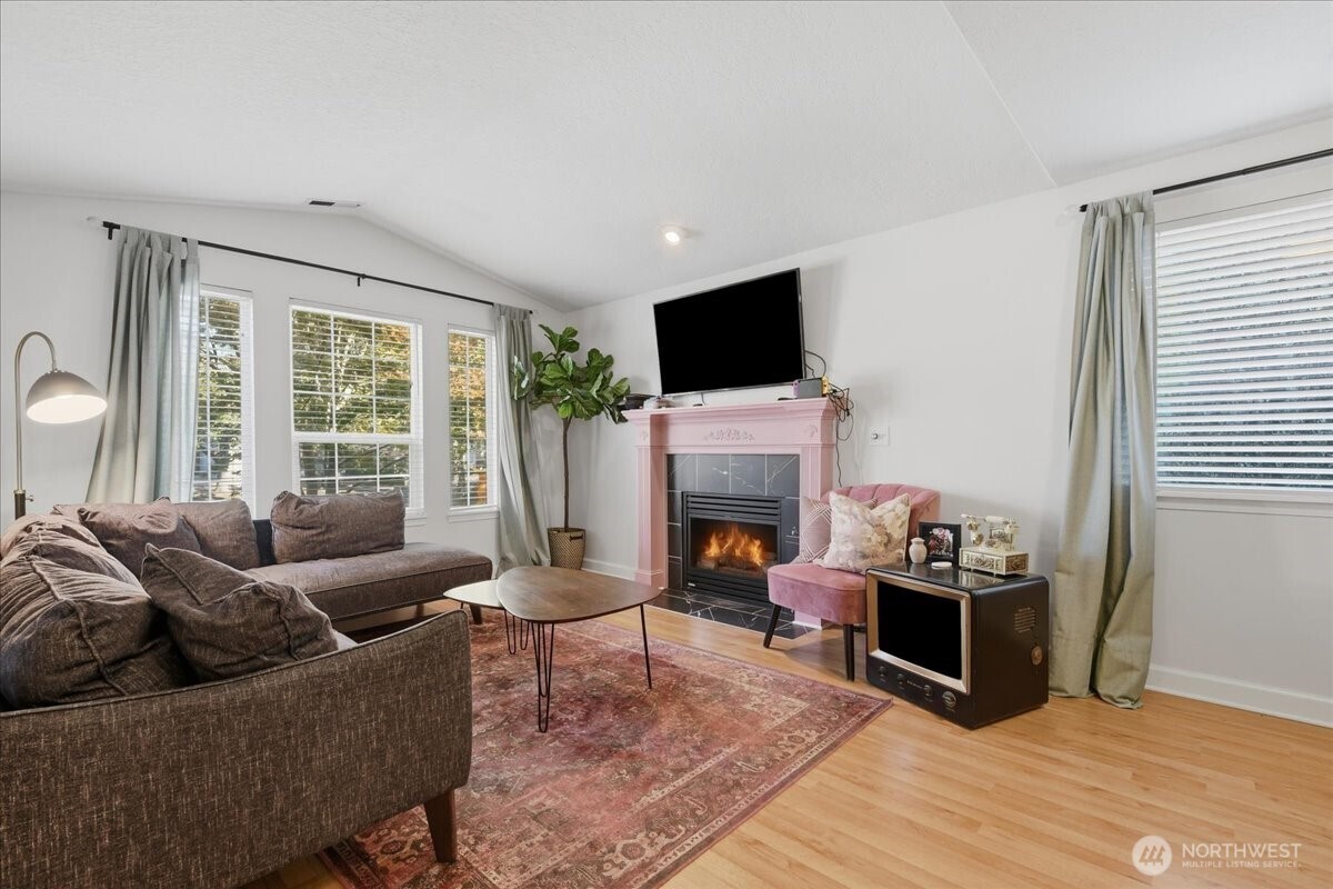 17103 Se 18th Street Property Photo 5