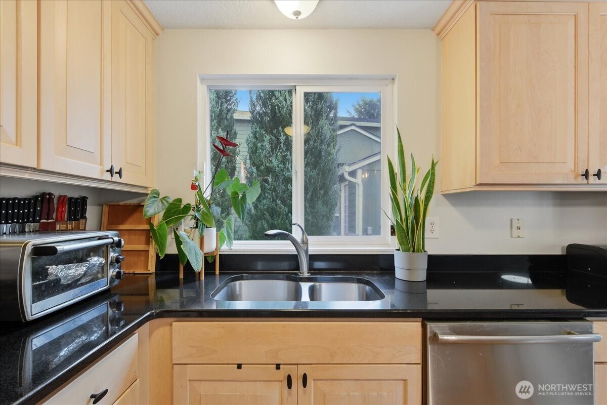 17103 Se 18th Street Property Photo 9