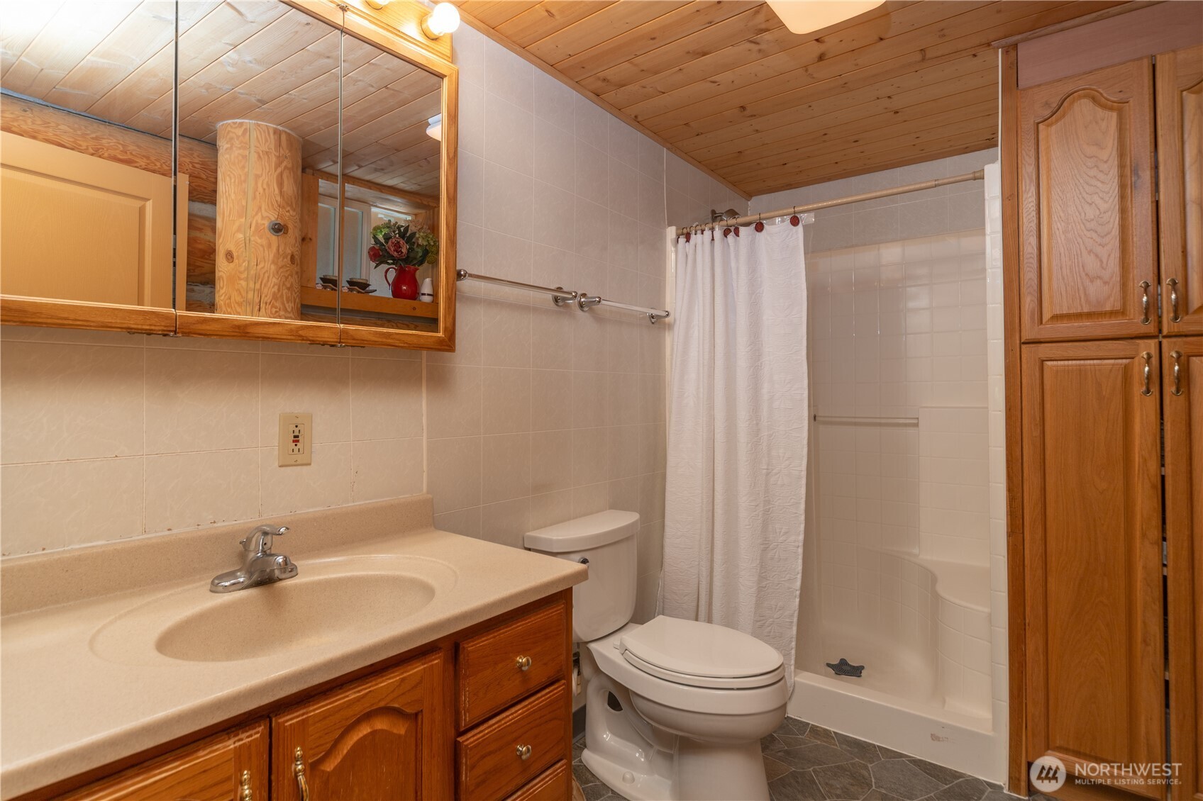 200 E Sea Vista Lane Property Photo 14