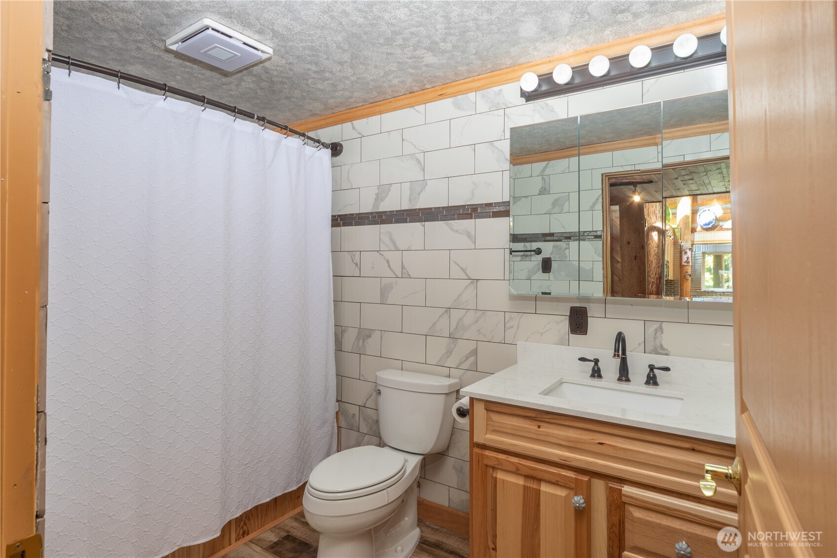 200 E Sea Vista Lane Property Photo 15