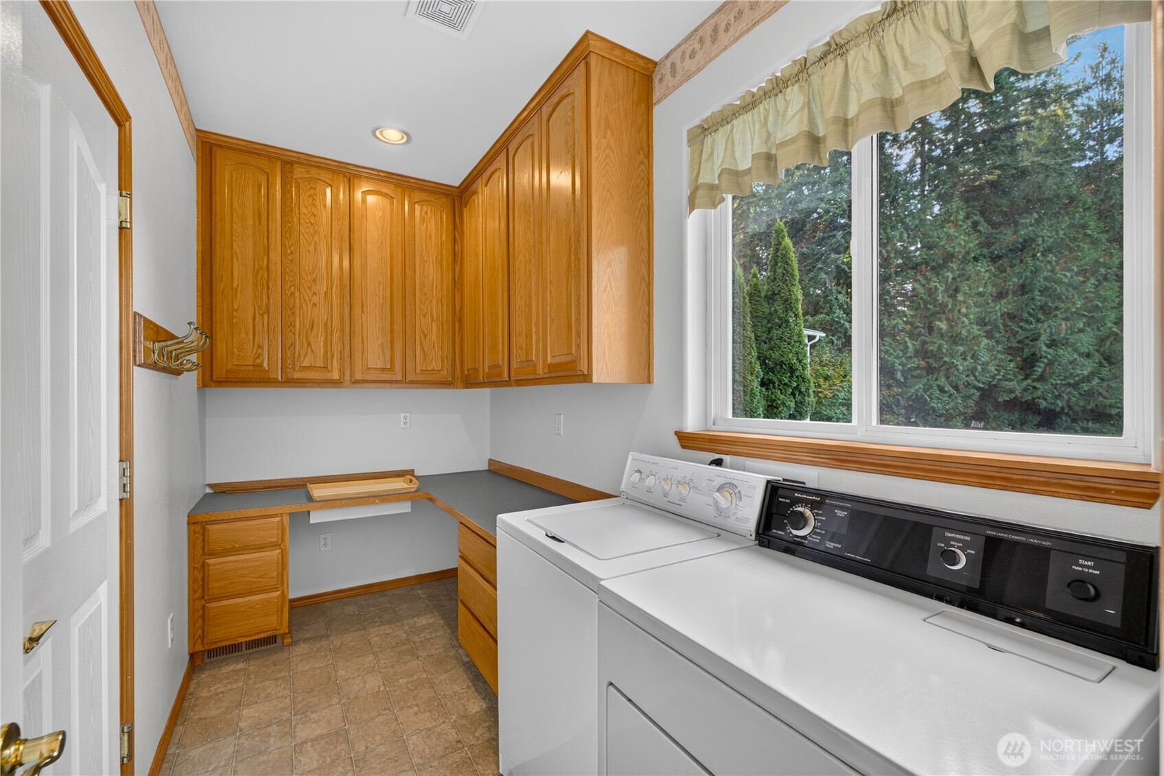 31400 W Lake Ketchum Road Property Photo 19