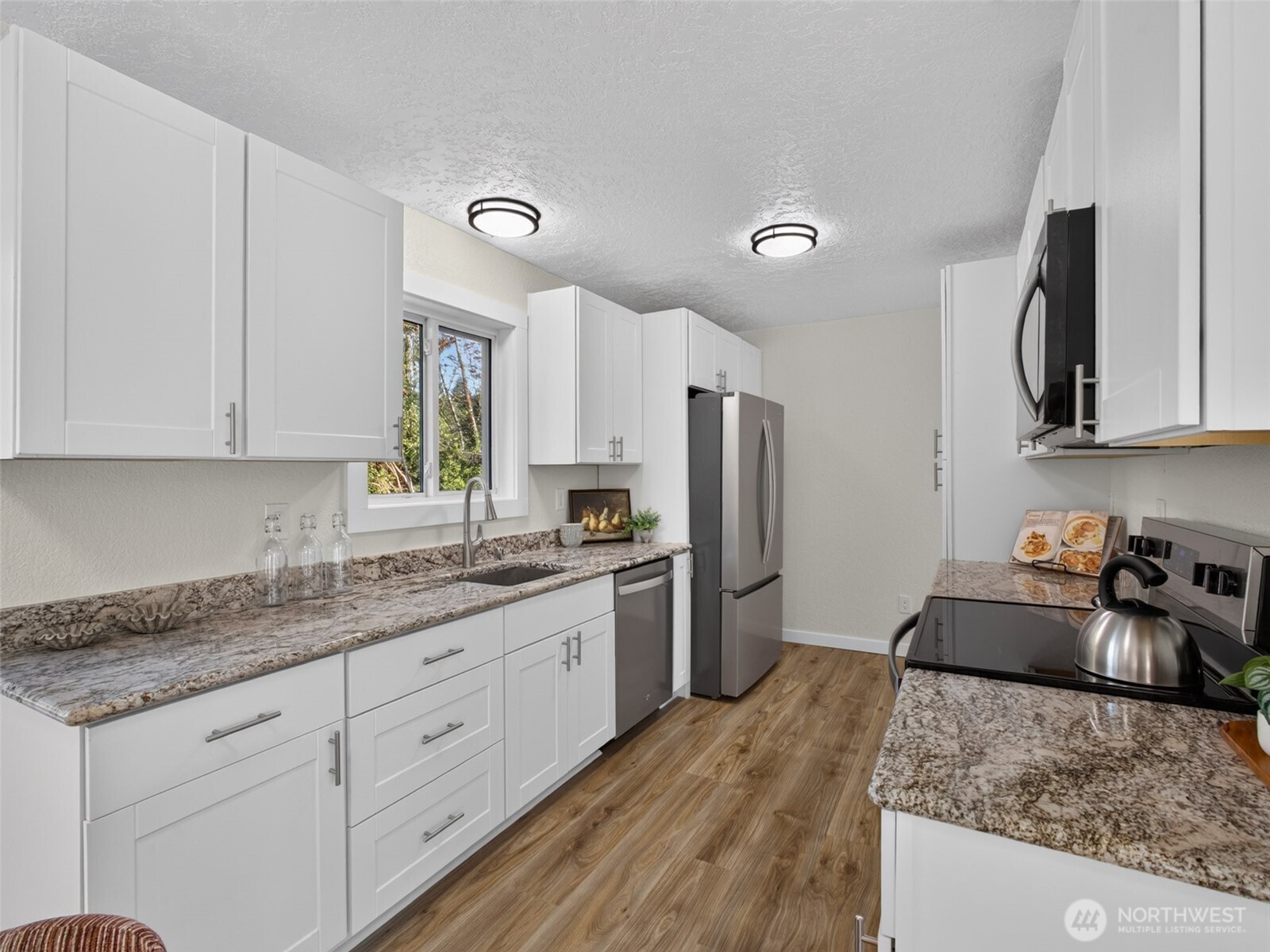 201 7th Street Property Photo 14