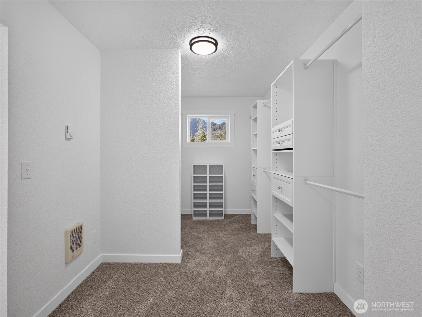 201 7th Street Property Photo 18