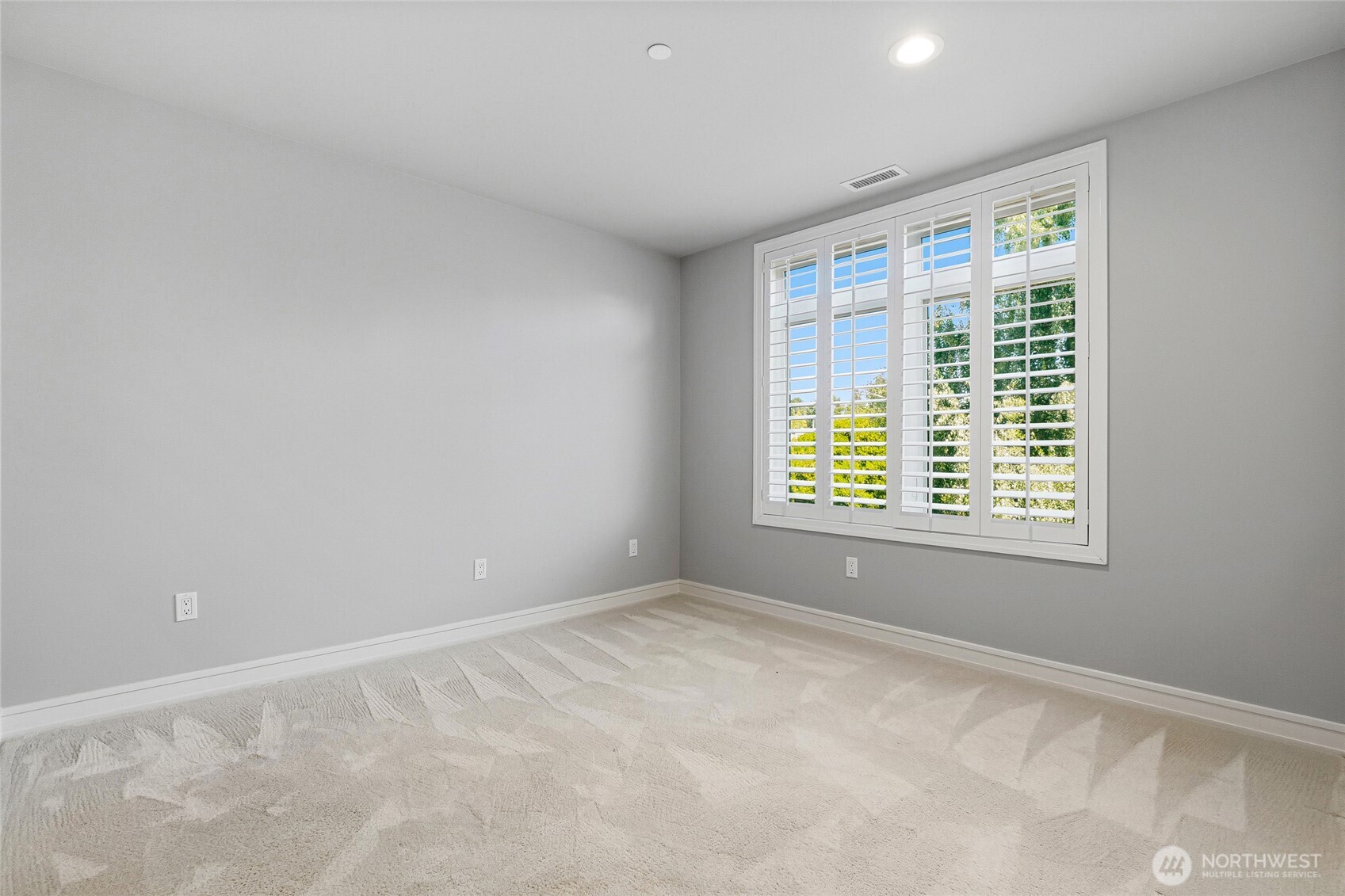 219 5th Avenue F304 Property Photo 23