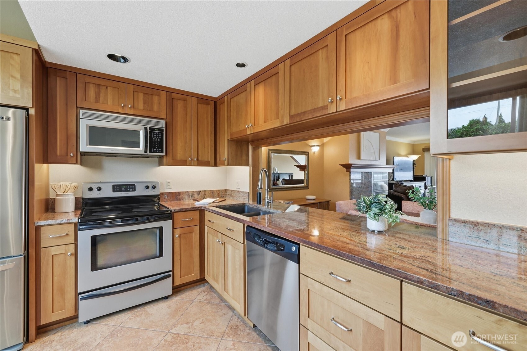 1668 S Wilton Rd Property Photo 8