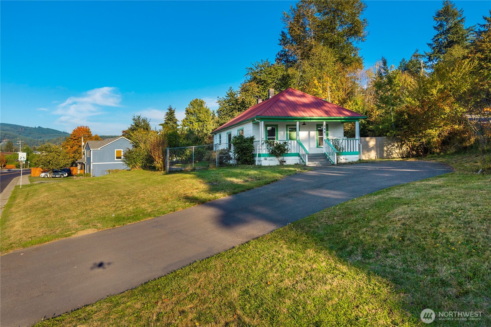 545 Eatonville Highway Property Photo 6